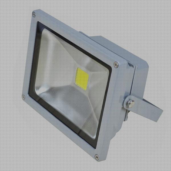 Review de foco led exterior colores